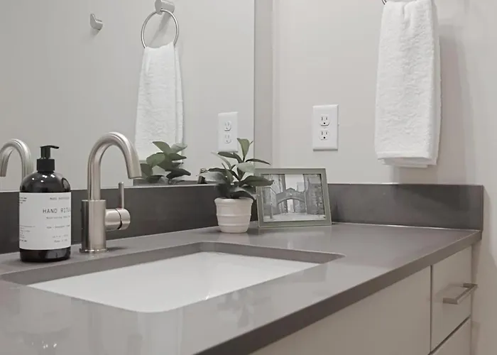 Apartment Cozysuites Stylish Sdo, Lawrenceville *