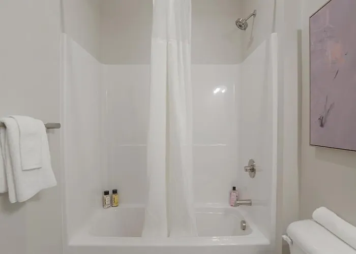 Apartment Cozysuites Stylish Sdo, Lawrenceville *